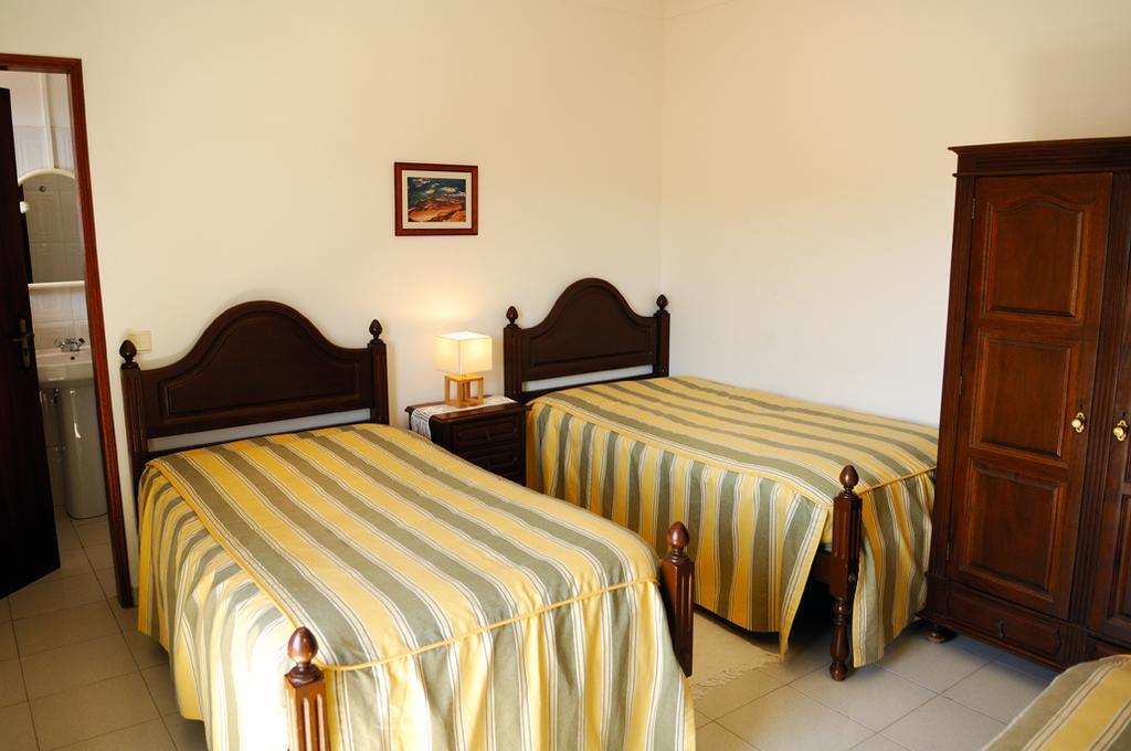 Guesthouse A Lareira Aljezur Zimmer foto